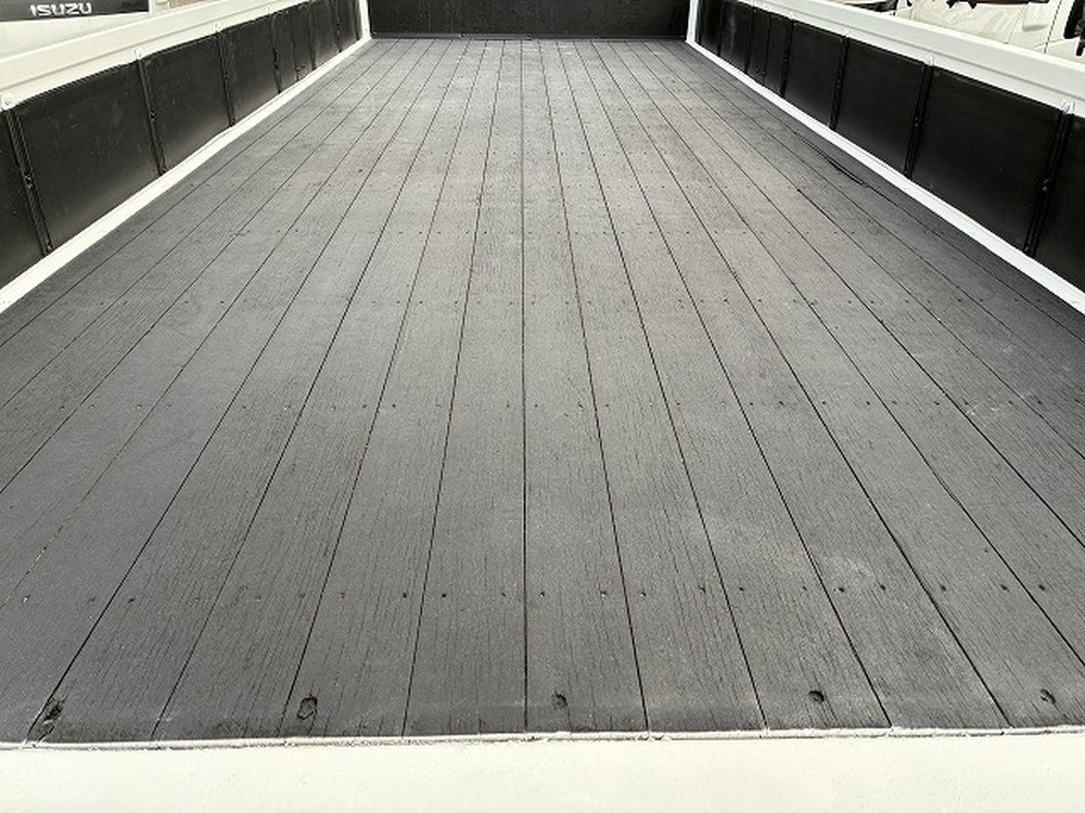 いすゞ　フォワード